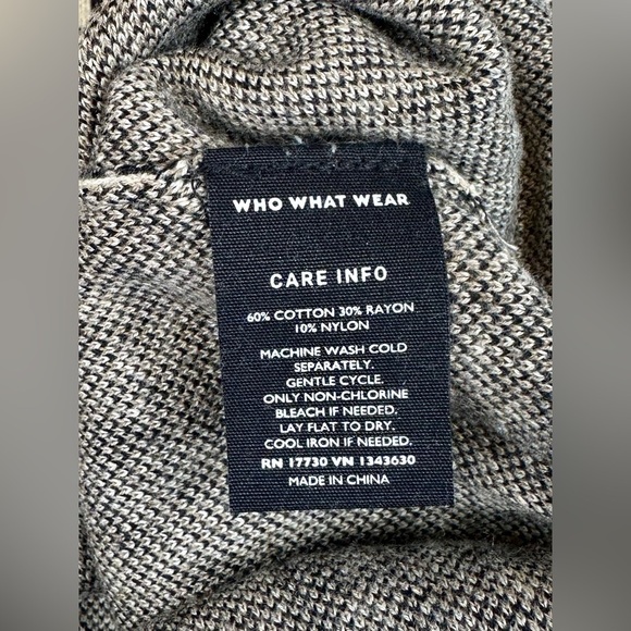 Who What Wear Shadow Leopard Print Sweater Size  Medium - Picture 7 of 8